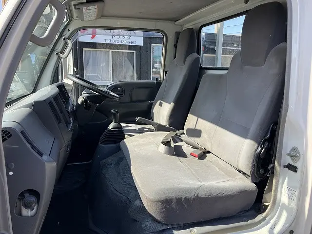 いすゞ エルフ BKG-NHS85A(4WD)の写真43