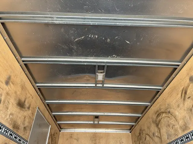 いすゞ エルフ 2PG-NPS88AN(4WD)の写真10