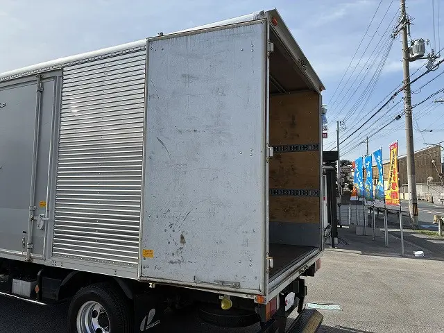 いすゞ エルフ 2PG-NPS88AN(4WD)の写真13