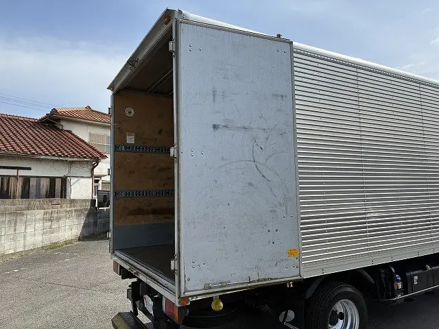 いすゞ エルフ 2PG-NPS88AN(4WD)の写真14