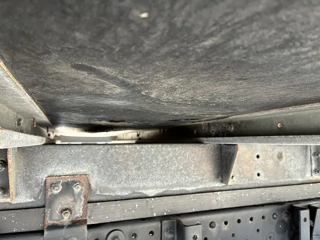 いすゞ エルフ 2PG-NPS88AN(4WD)の写真18