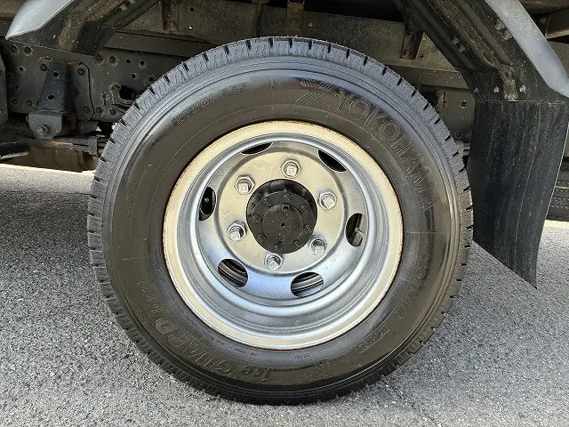 いすゞ エルフ 2PG-NPS88AN(4WD)の写真25