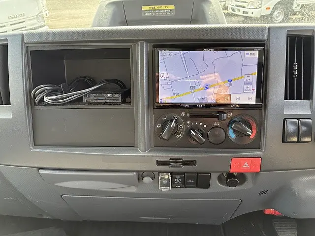 いすゞ エルフ 2PG-NPS88AN(4WD)の写真38