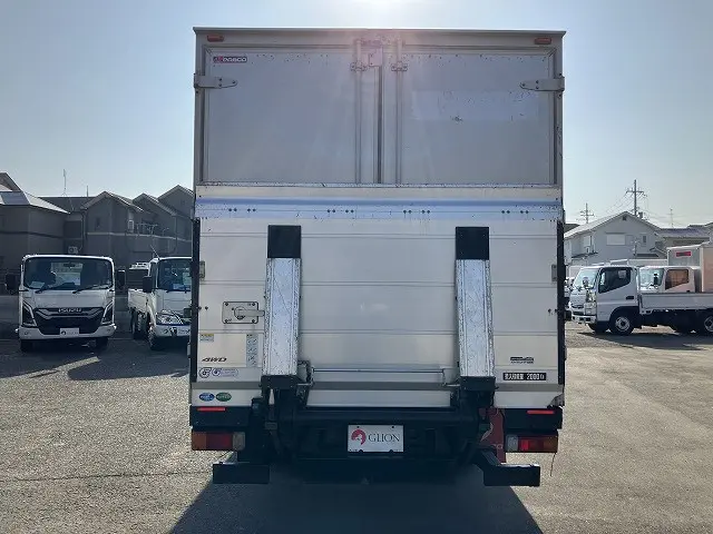 日野 デュトロ 2KG-XZU775M(4WD)の写真7