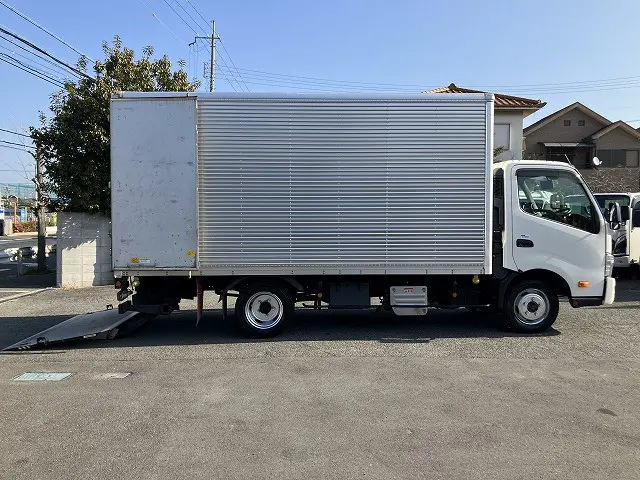 日野 デュトロ 2KG-XZU775M(4WD)の写真12