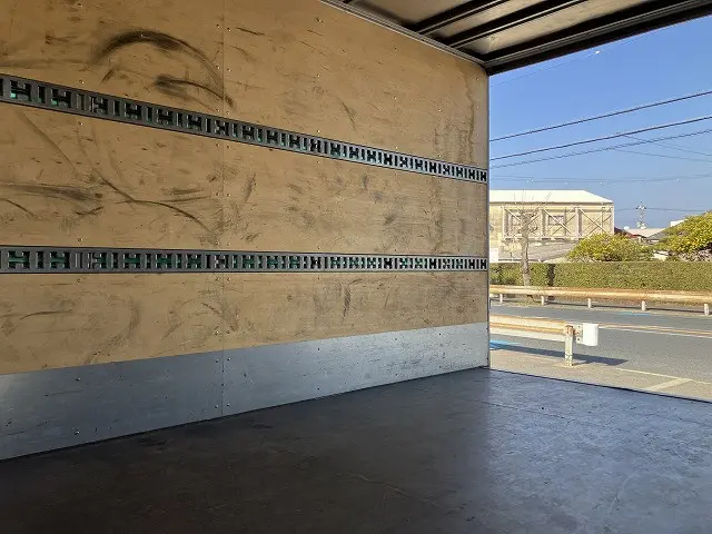 日野 デュトロ 2KG-XZU775M(4WD)の写真22