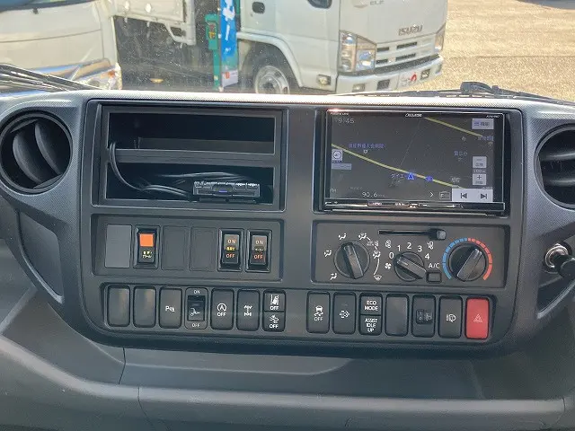 日野 デュトロ 2KG-XZU775M(4WD)の写真37