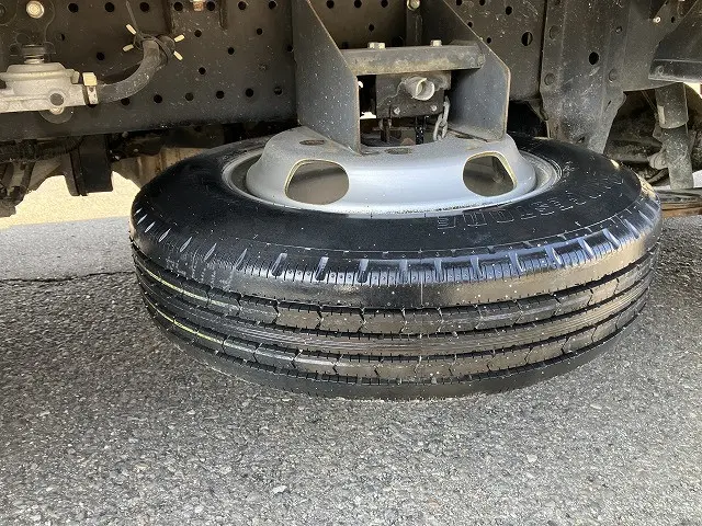 いすゞ エルフ TRG-NHR85A(2WD)の写真42