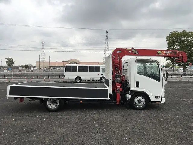 いすゞ エルフ 2RG-NMR88AR(2WD)の写真12