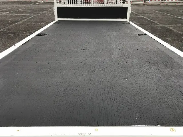 いすゞ エルフ 2RG-NMR88AR(2WD)の写真16