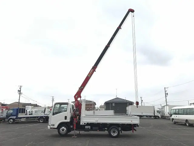 いすゞ エルフ 2RG-NMR88AR(2WD)の写真17