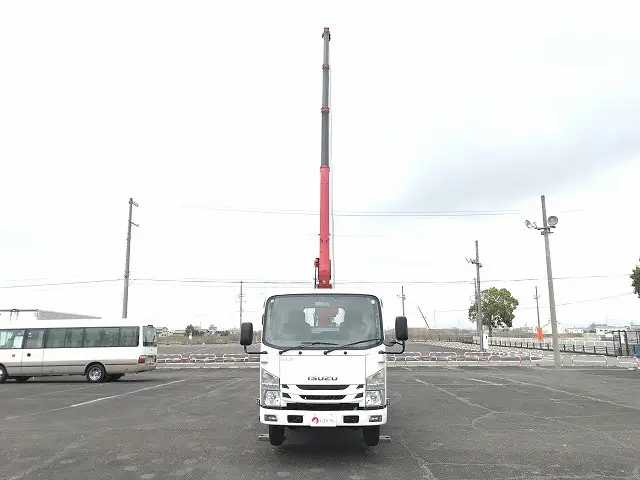 いすゞ エルフ 2RG-NMR88AR(2WD)の写真19