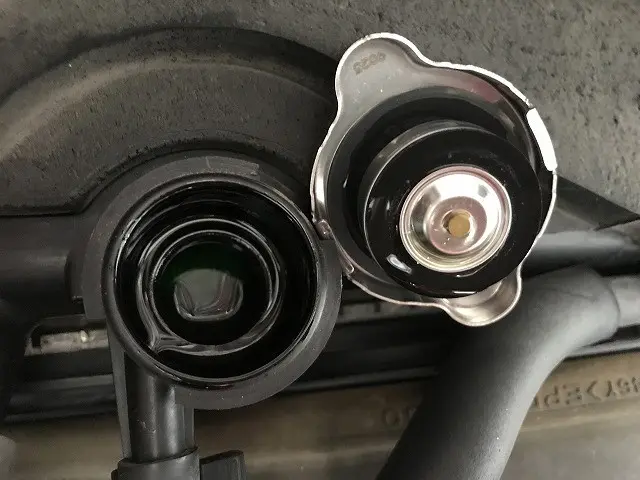 いすゞ エルフ 2RG-NMR88AR(2WD)の写真25