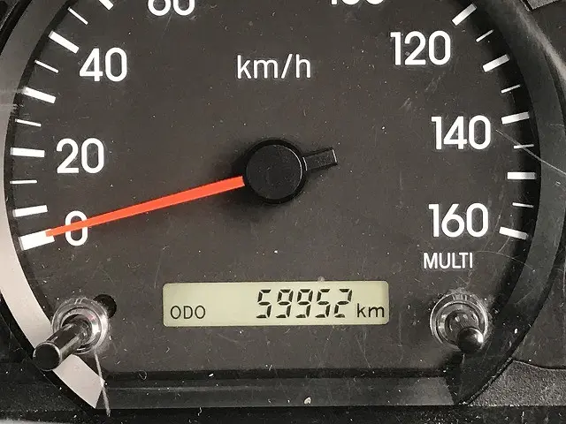 いすゞ エルフ 2RG-NMR88AR(2WD)の写真48