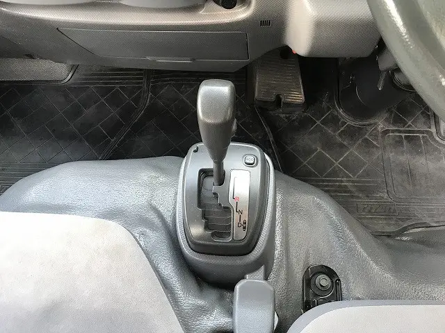 マツダ タイタン TRG-LKR85R(2WD)の写真32