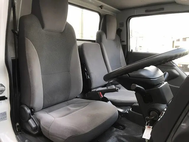 マツダ タイタン TRG-LKR85R(2WD)の写真33