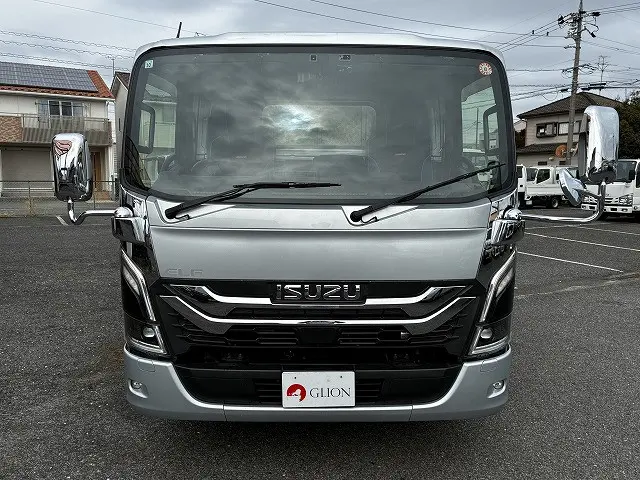いすゞ エルフ 2RG-NPR88YM(2WD)の写真2