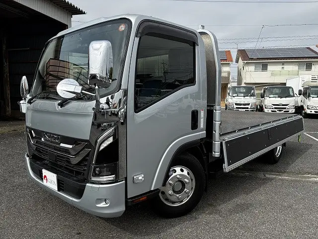 いすゞ エルフ 2RG-NPR88YM(2WD)の写真9