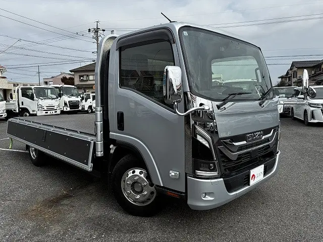 いすゞ エルフ 2RG-NPR88YM(2WD)の写真10