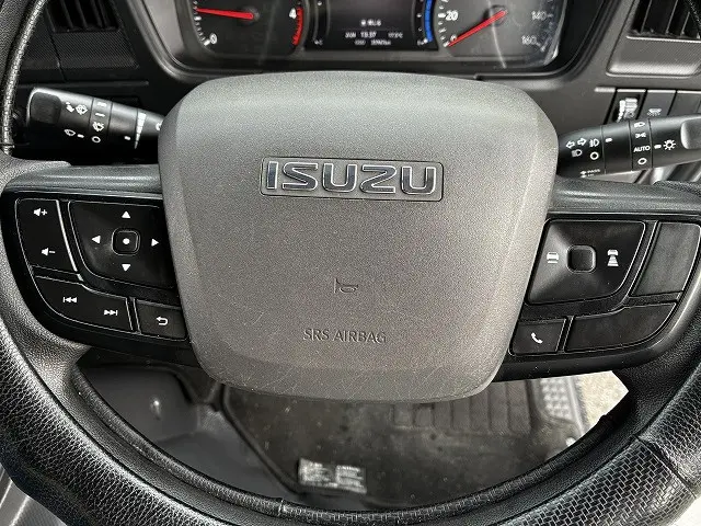 いすゞ エルフ 2RG-NPR88YM(2WD)の写真48