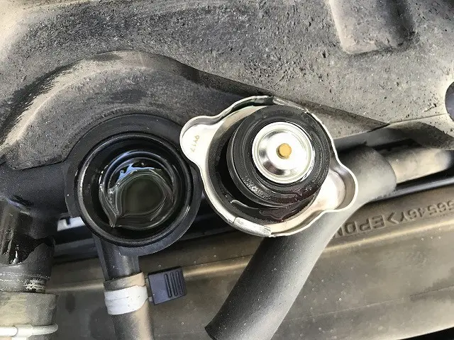 いすゞ エルフ 2RG-NKR88A(2WD)の写真23