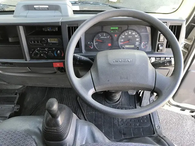 いすゞ エルフ 2RG-NKR88A(2WD)の写真25