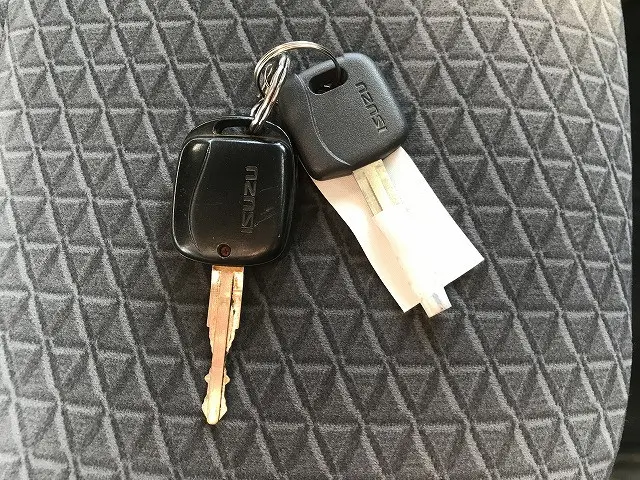 いすゞ エルフ 2RG-NKR88A(2WD)の写真48