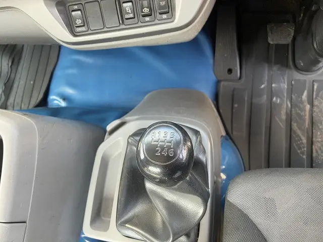 ＵＤ コンドル TKG-MK38L(2WD)の写真32