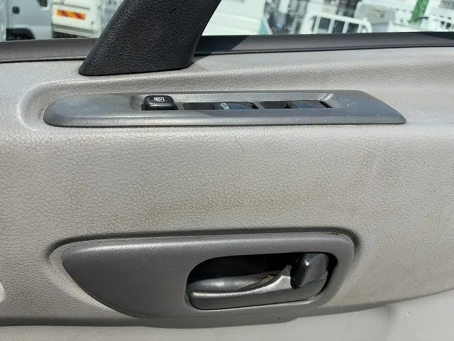 ＵＤ コンドル TKG-MK38L(2WD)の写真50