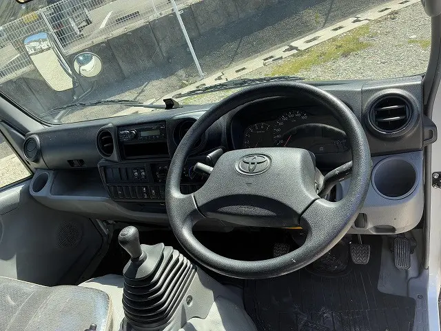 トヨタ ダイナ 3BF-TRY230(2WD)の写真34
