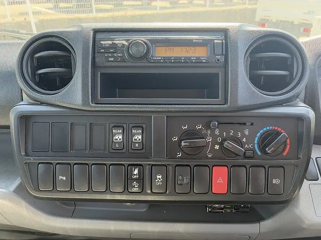 トヨタ ダイナ 3BF-TRY230(2WD)の写真35