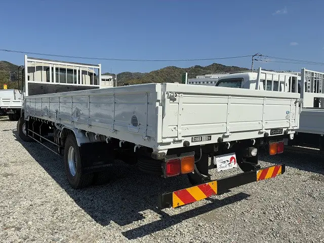 いすゞ フォワード SKG-FRR90S1(2WD)の写真6