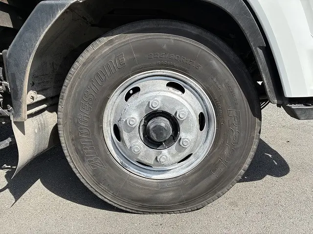 いすゞ フォワード PKG-FRR90S2(2WD)の写真20