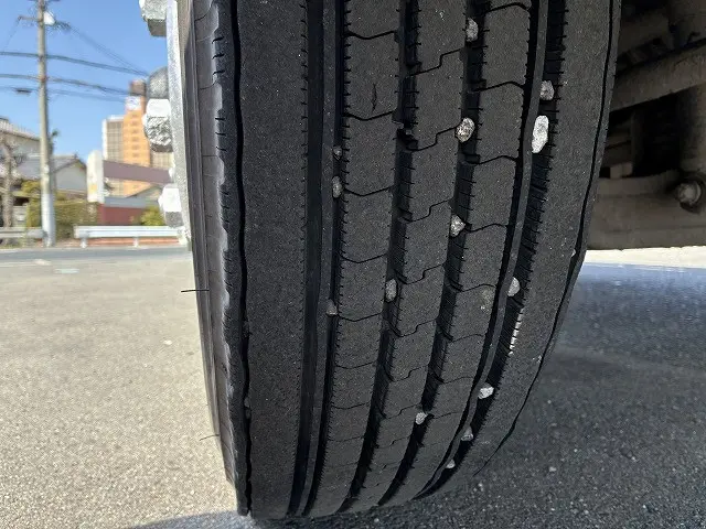 いすゞ フォワード PKG-FRR90S2(2WD)の写真21