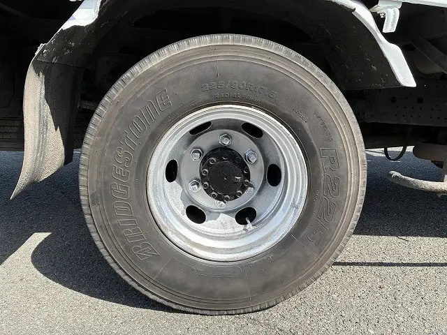 いすゞ フォワード PKG-FRR90S2(2WD)の写真26