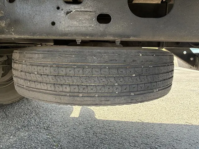 いすゞ フォワード PKG-FRR90S2(2WD)の写真28