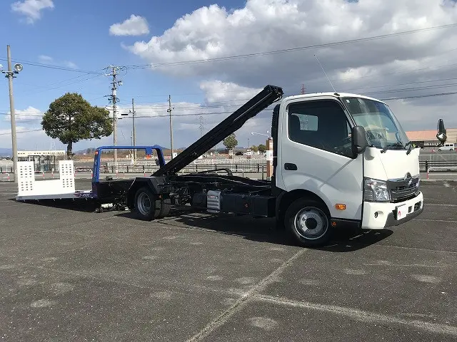 日野 デュトロ 2RG-XZU722M(2WD)の写真3