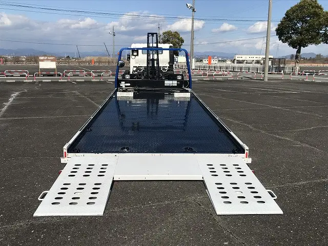 日野 デュトロ 2RG-XZU722M(2WD)の写真5