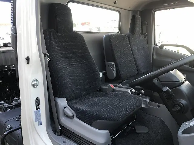 日野 デュトロ 2RG-XZU722M(2WD)の写真34