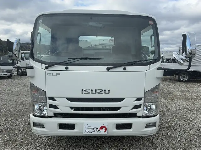 いすゞ エルフ TRG-NPR85AN(2WD)の写真2