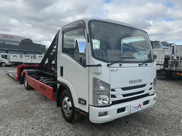 いすゞ エルフ TRG-NPR85AN(2WD)の写真10