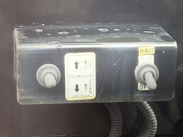 いすゞ エルフ TRG-NPR85AN(2WD)の写真28