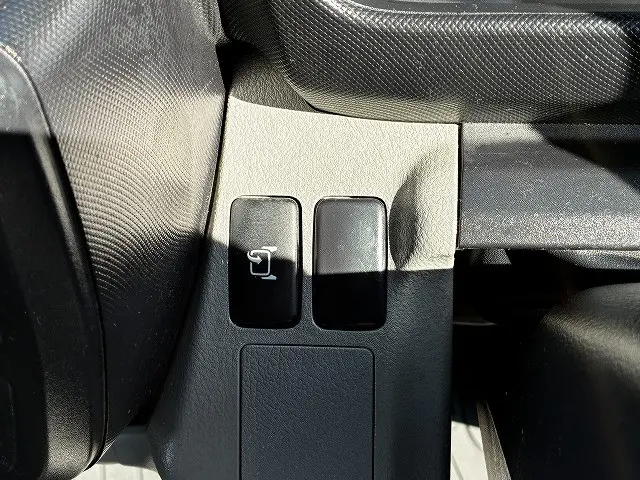 日野 デュトロ 2RG-XZU605M(2WD)の写真38