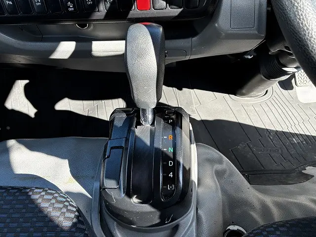 日野 デュトロ 2RG-XZU605M(2WD)の写真43