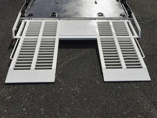 日野 デュトロ 2KG-XZU722M(2WD)の写真17