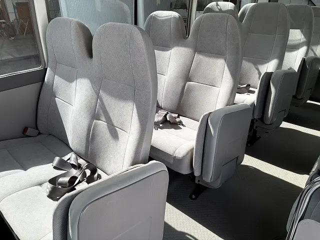 トヨタ コースター PDG-XZB40(2WD)の写真38