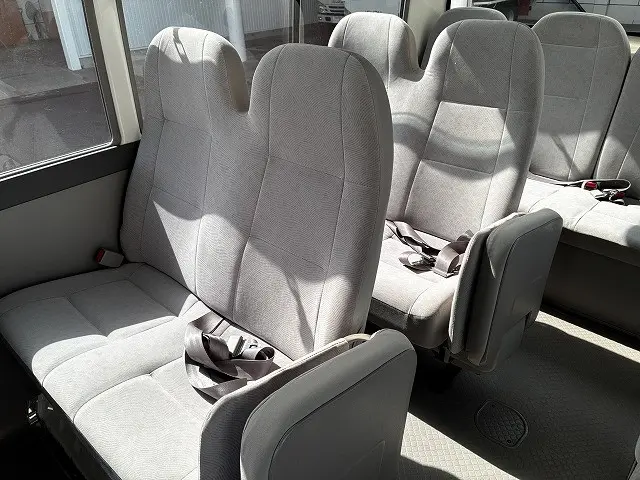 トヨタ コースター PDG-XZB40(2WD)の写真39