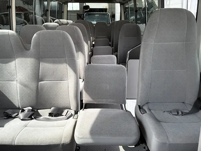 トヨタ コースター PDG-XZB40(2WD)の写真48