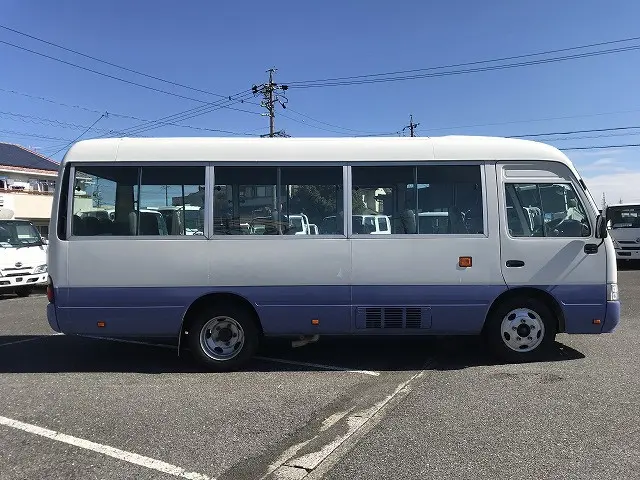 トヨタ コースター PDG-XZB40(2WD)の写真8