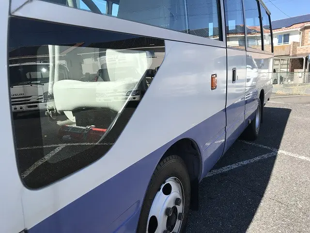 トヨタ コースター PDG-XZB40(2WD)の写真12